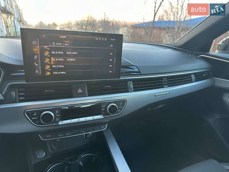 Седан Audi A4 2023 в Ровно фото 33 Седан Audi A4 2023 в Ровно