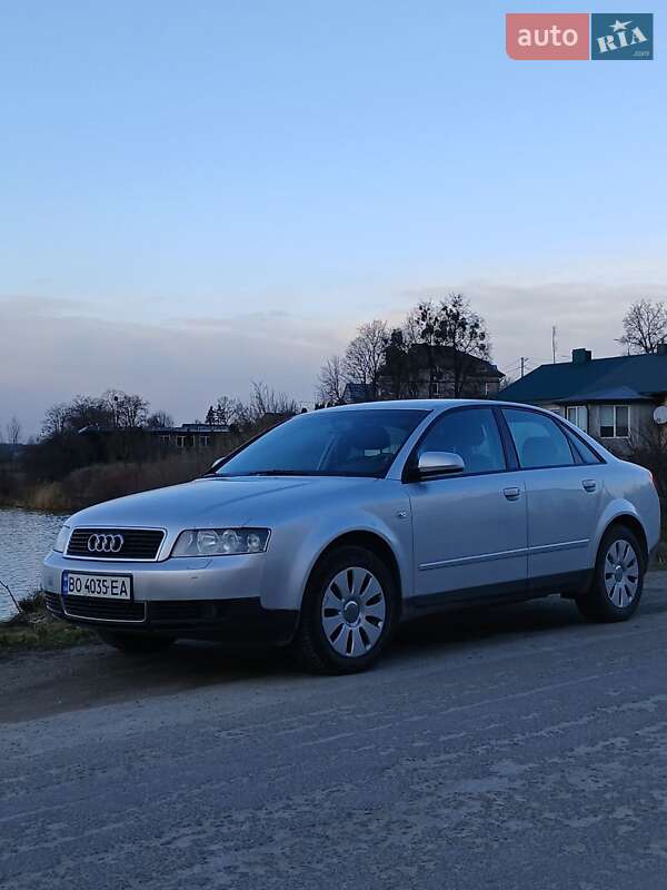 Седан Audi A4 2002 в Тернополі