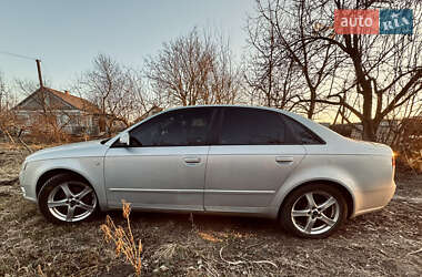 Седан Audi A4 2004 в Млинове