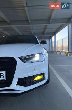 Седан Audi A4 2015 в 