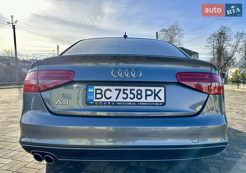 Седан Audi A4 2013 в Львове