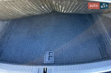 Седан Audi A4 2013 в Львове