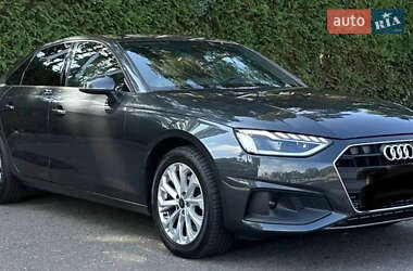 Седан Audi A4 2023 в 