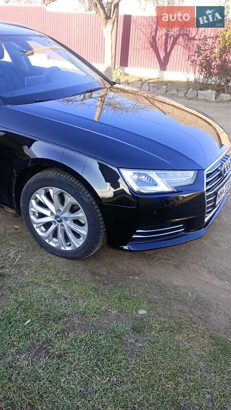 Універсал Audi A4 2017 в Рені