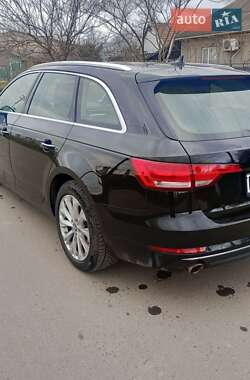 Универсал Audi A4 2017 в Рени