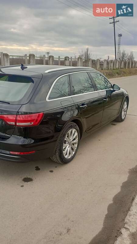 Універсал Audi A4 2017 в Рені