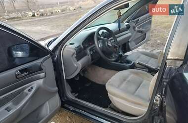 Седан Audi A4 1998 в 