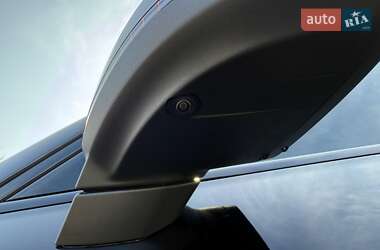 Седан Audi A4 2022 в Львове