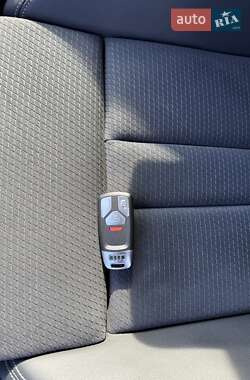 Седан Audi A4 2022 в Львове