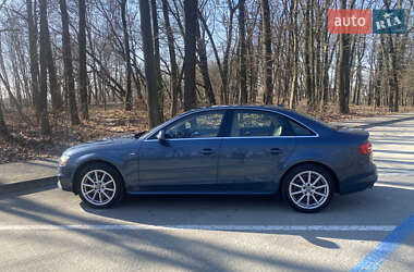 Седан Audi A4 2015 в Львове