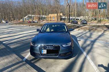 Седан Audi A4 2015 в Львове