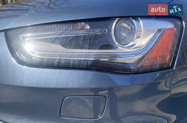 Седан Audi A4 2015 в Львове