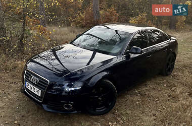 Седан Audi A4 2009 в Виннице