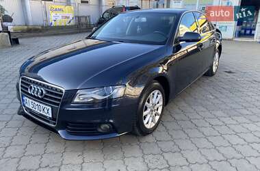 Седан Audi A4 2011 в Луцке