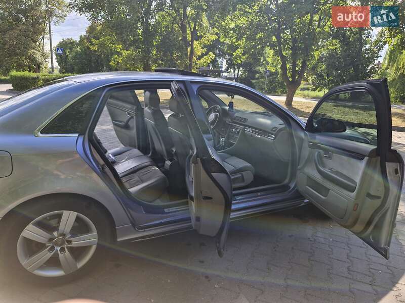 Седан Audi A4 2005 в Миргороде