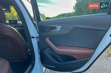 Седан Audi A4 2016 в 