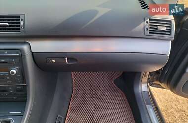 Седан Audi A4 2006 в 