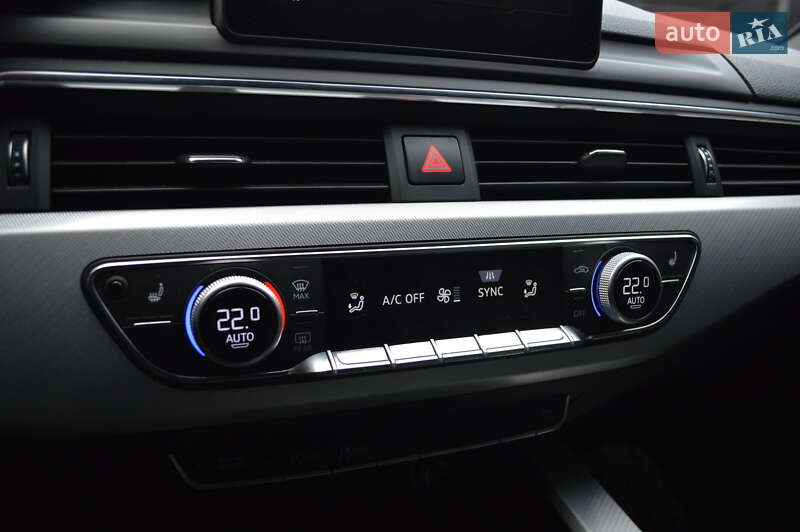 Седан Audi A4 2017 в Львові