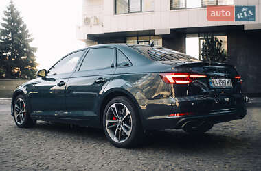 Седан Audi A4 2019 в 