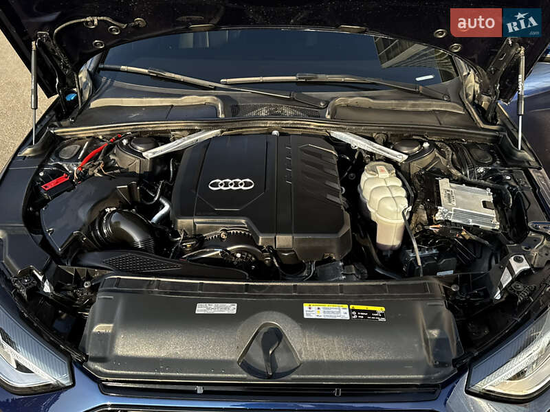 Седан Audi A4 2020 в Одессе