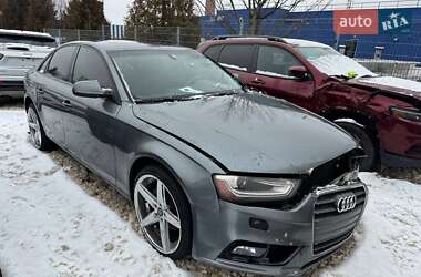 Седан Audi A4 2012 в Львове