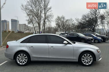 Седан Audi A4 2013 в Киеве