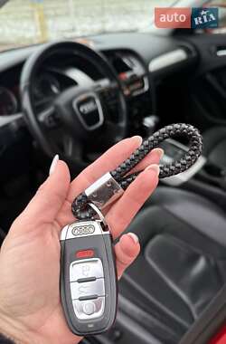 Седан Audi A4 2012 в 