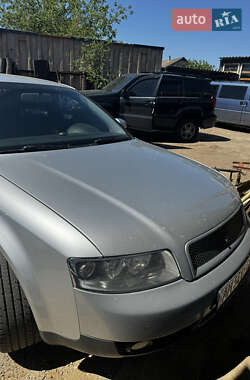 Седан Audi A4 2004 в Вышгороде