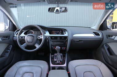 Седан Audi A4 2011 в Києві