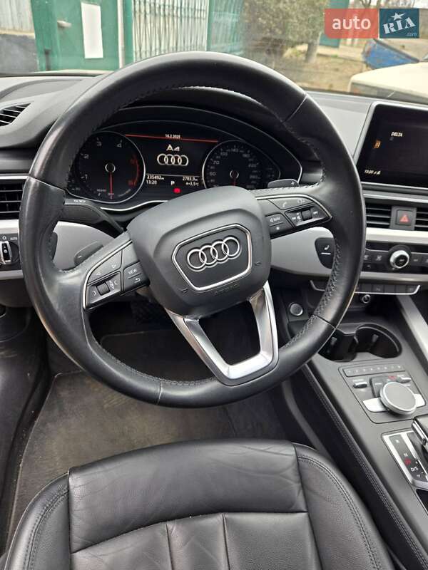 Універсал Audi A4 2017 в Рені