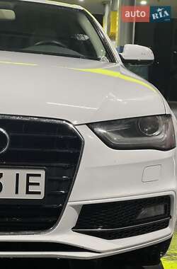 Седан Audi A4 2013 в 