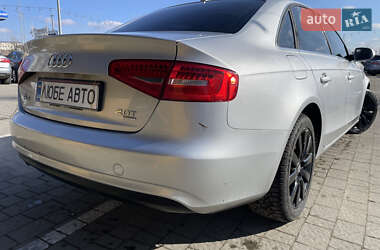 Седан Audi A4 2013 в Львові