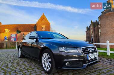 Седан Audi A4 2010 в Львове