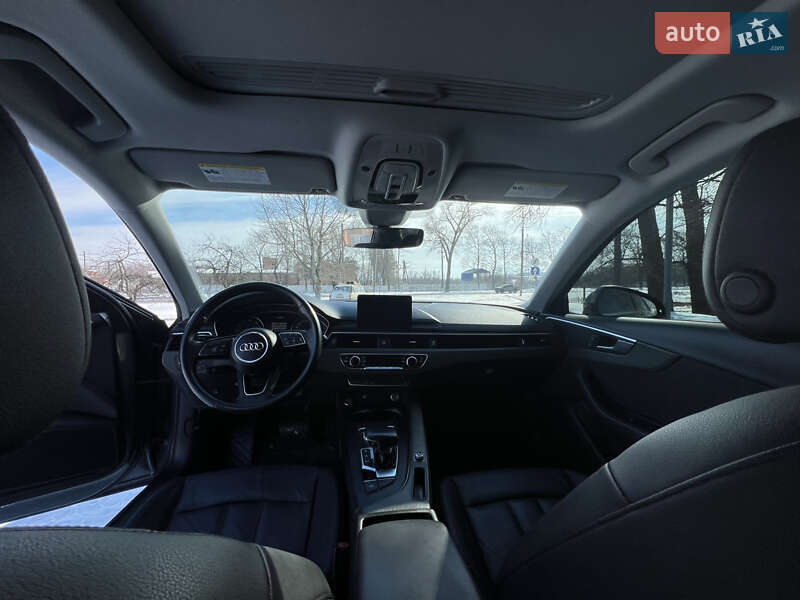 Седан Audi A4 2019 в Киеве