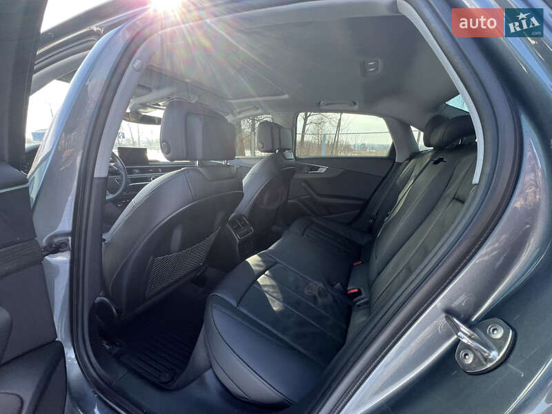 Седан Audi A4 2019 в Киеве