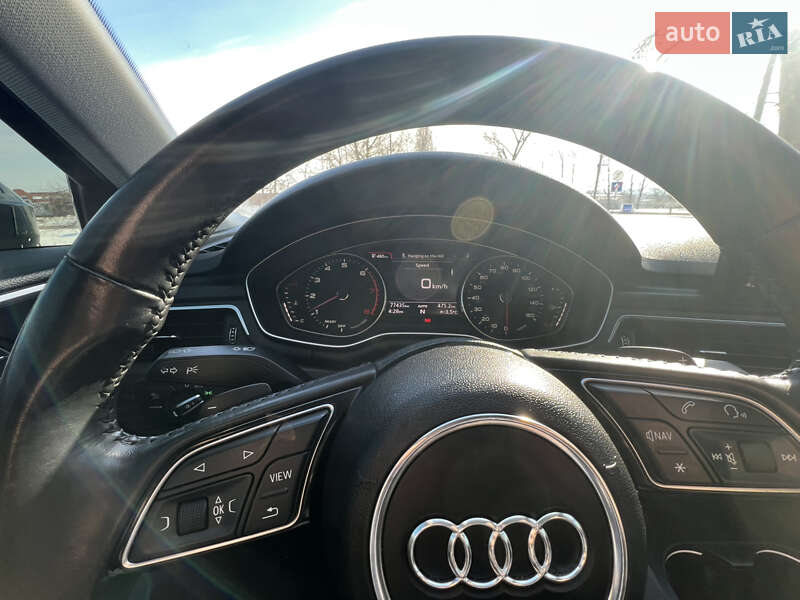 Седан Audi A4 2019 в Киеве