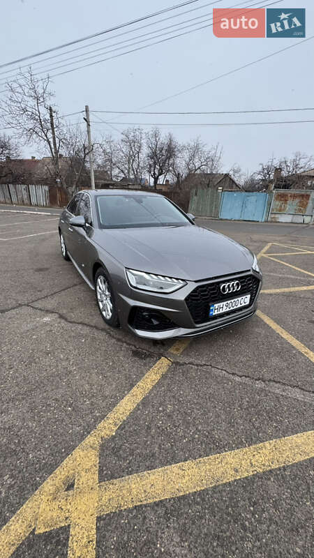 Седан Audi A4 2020 в Кривом Роге