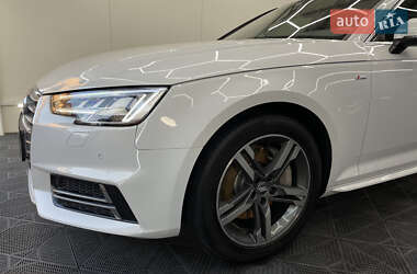 Седан Audi A4 2017 в 