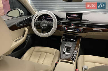 Седан Audi A4 2017 в 