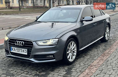 Седан Audi A4 2014 в 