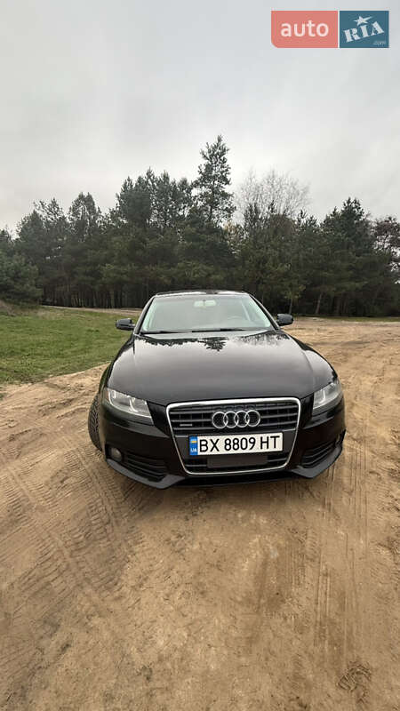 Седан Audi A4 2010 в Славуте