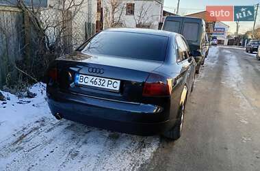 Седан Audi A4 2003 в Мирополе