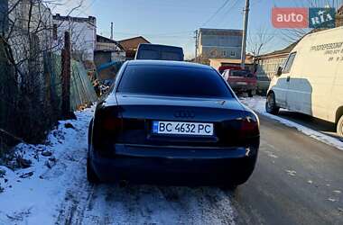 Седан Audi A4 2003 в Мирополе