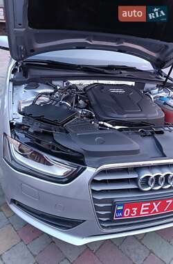 Универсал Audi A4 2015 в Львове