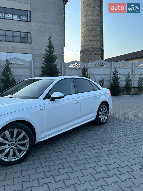 Седан Audi A4 2017 в Могилів-Подільському