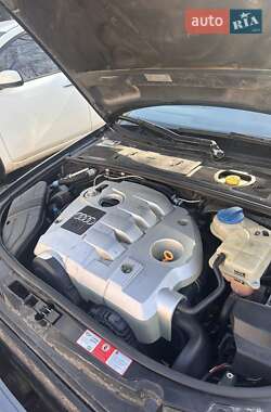 Седан Audi A4 2003 в 