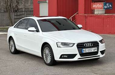 Седан Audi A4 2014 в Днепре