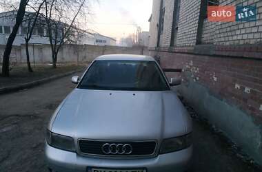 Седан Audi A4 1995 в Хмельницькому