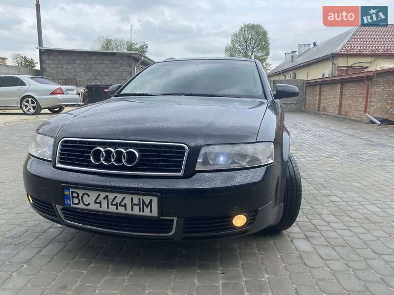 Універсал Audi A4 2002 в Рава-Руській