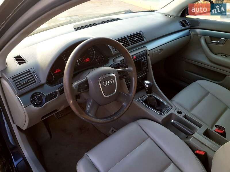 Седан Audi A4 2005 в Николаеве